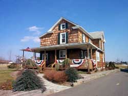 Pic 1 of Display House